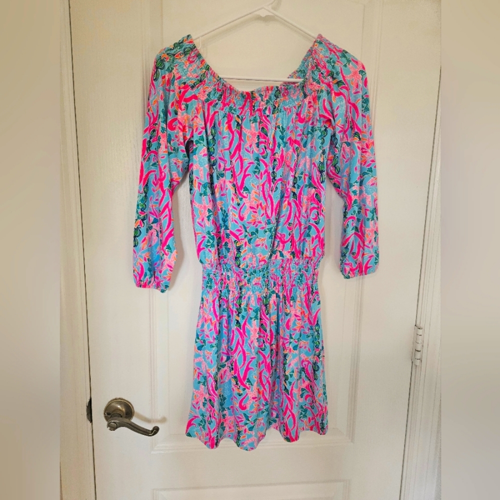 Lilly Pulitzer off-the-shoulder colorful tropical romper. NWOT Size XS